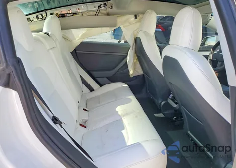 2021 Tesla Model 3 from USA, damaged, VIN 5YJ3E1EA4MF086653